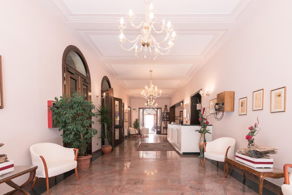Hotel Europa Ferrara Esterno foto