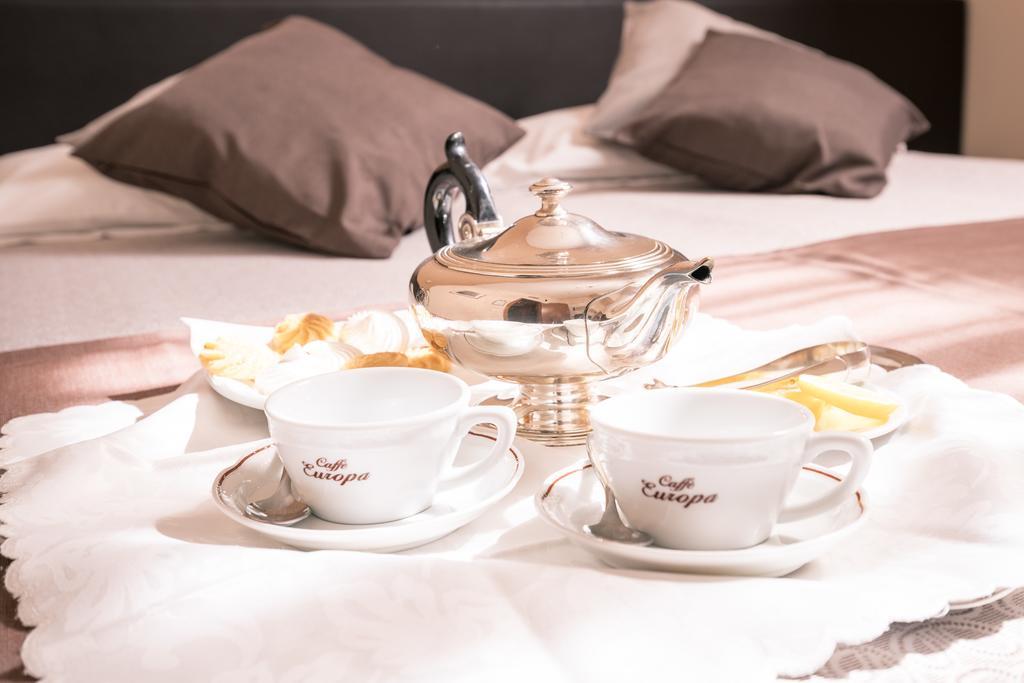 Hotel Europa Ferrara Esterno foto
