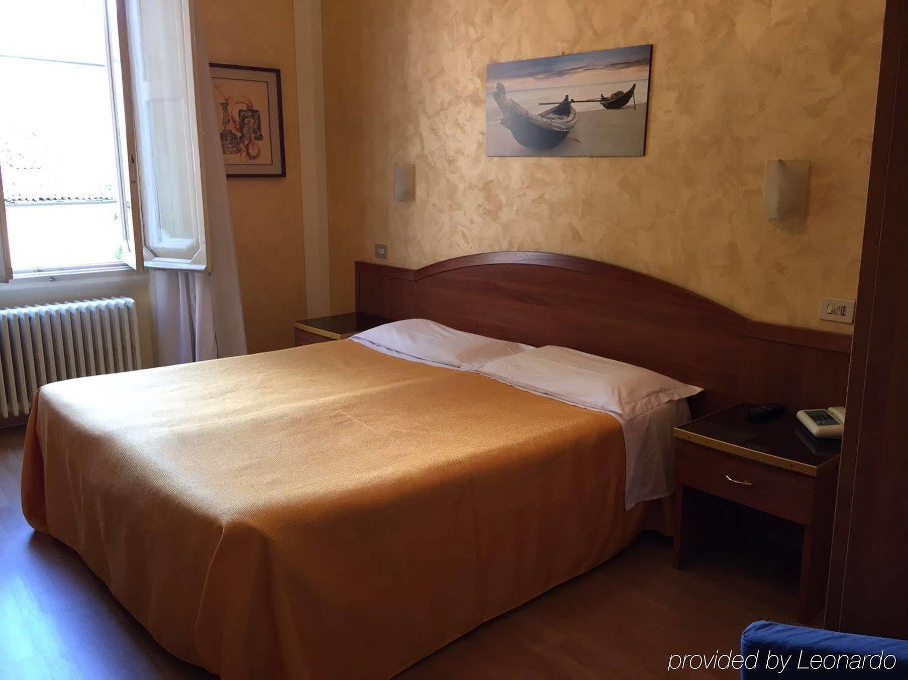 Hotel Europa Ferrara Esterno foto