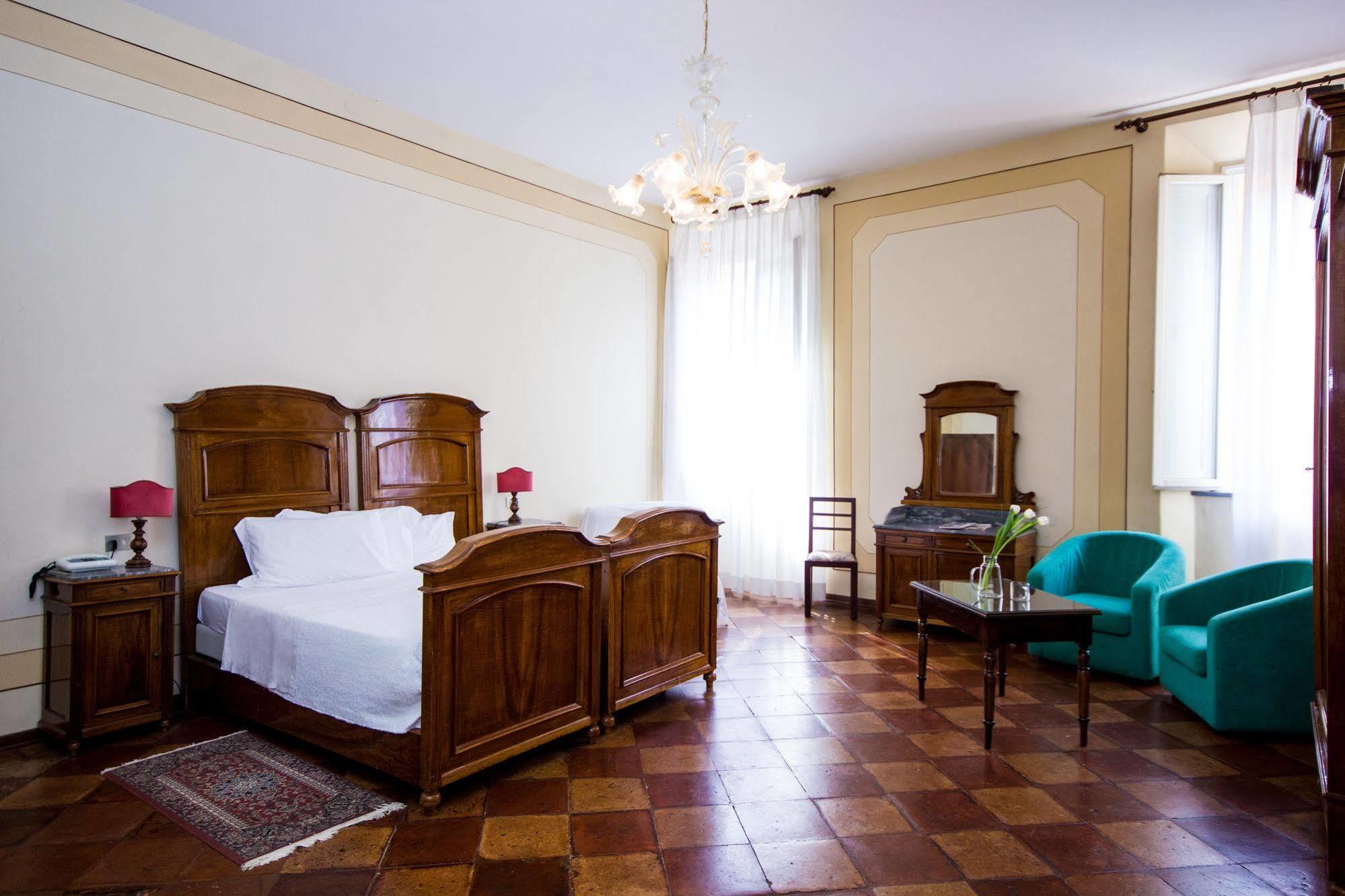 Hotel Europa Ferrara Esterno foto